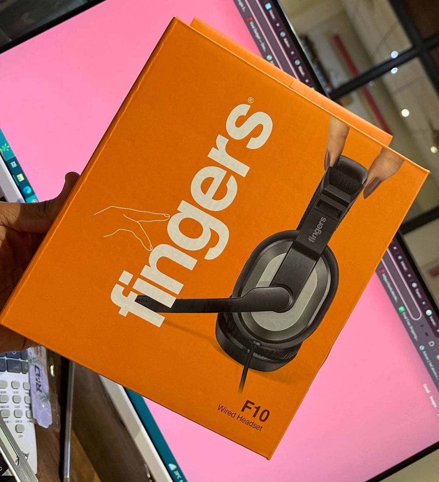 Wired Headset With Adjustable Headband & Noise-Isolating Mic Set